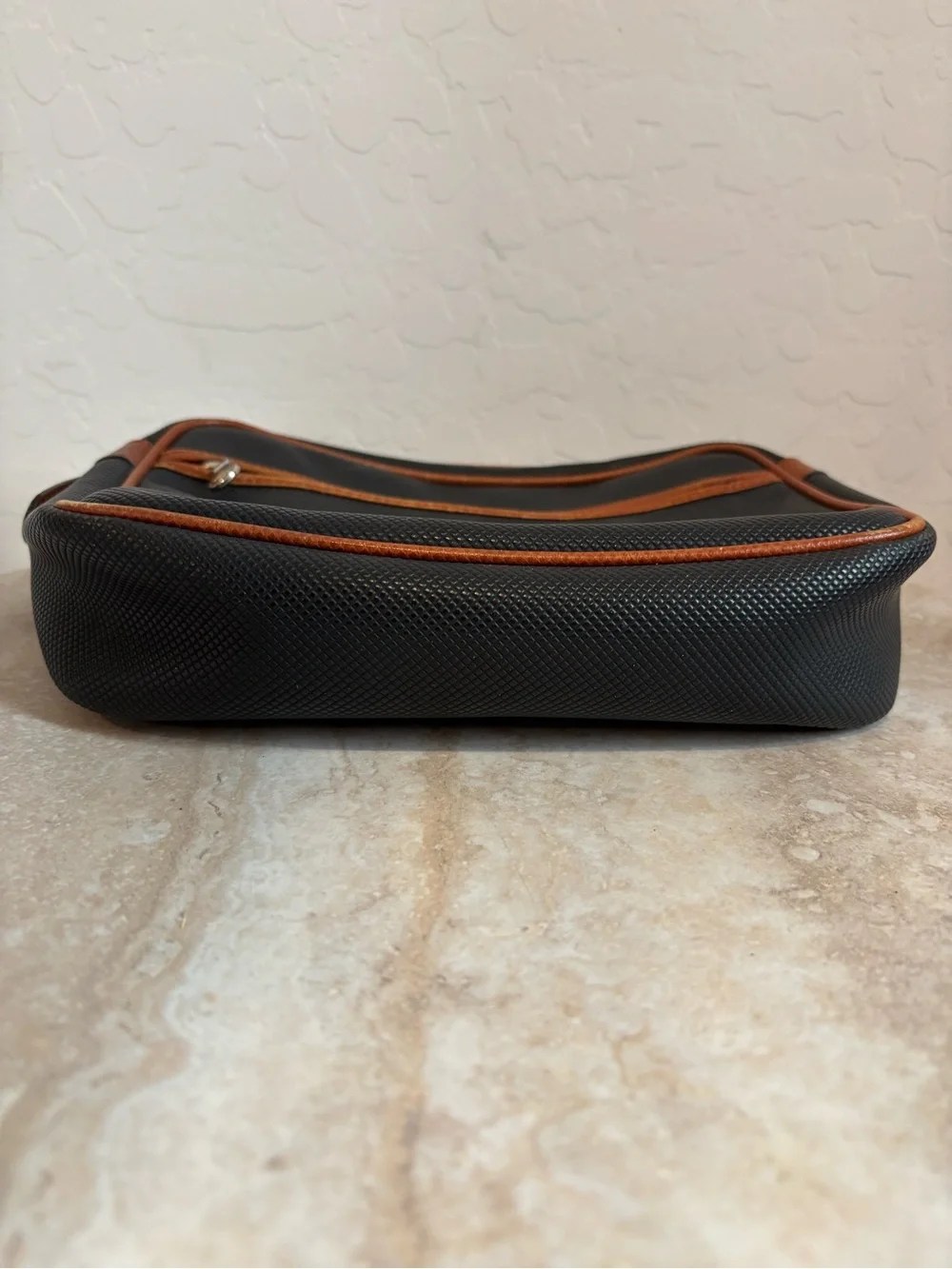 Vintage Bottega Veneta leather camera bag/pouch